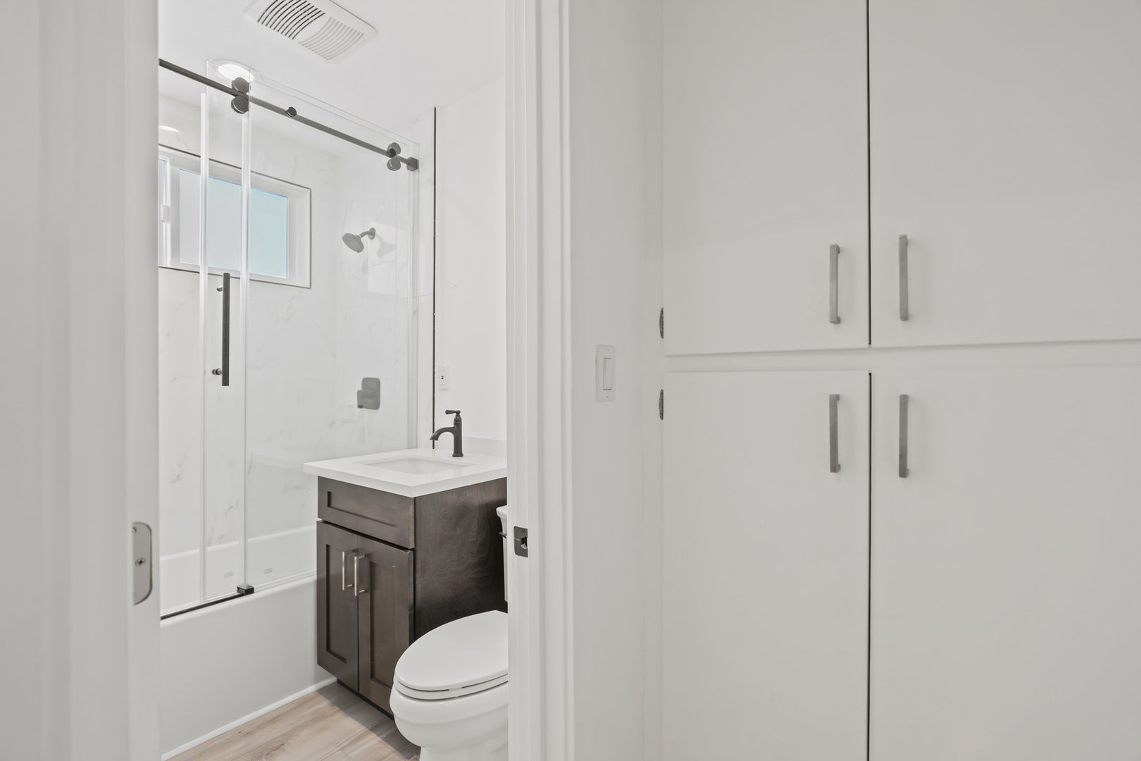 410 Lucas Avenue - Unit D, Los Angeles, CA 90017 - Image 8