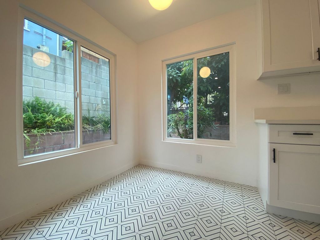 237 N Catalina Street, Los Angeles, CA 90004 - Image 5